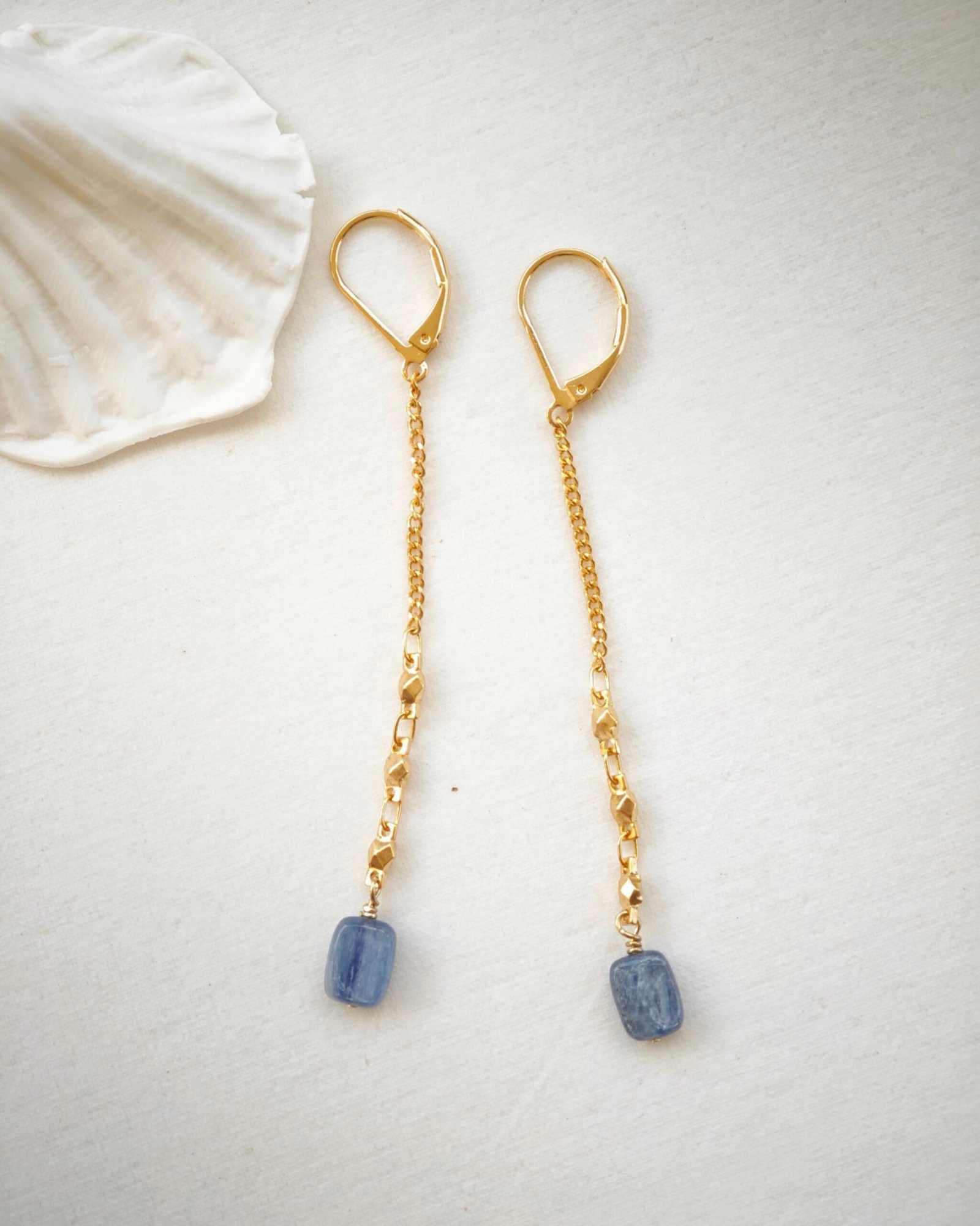 boucles d'oreilles lina kyanite boucles d'oreilles lina kyanite