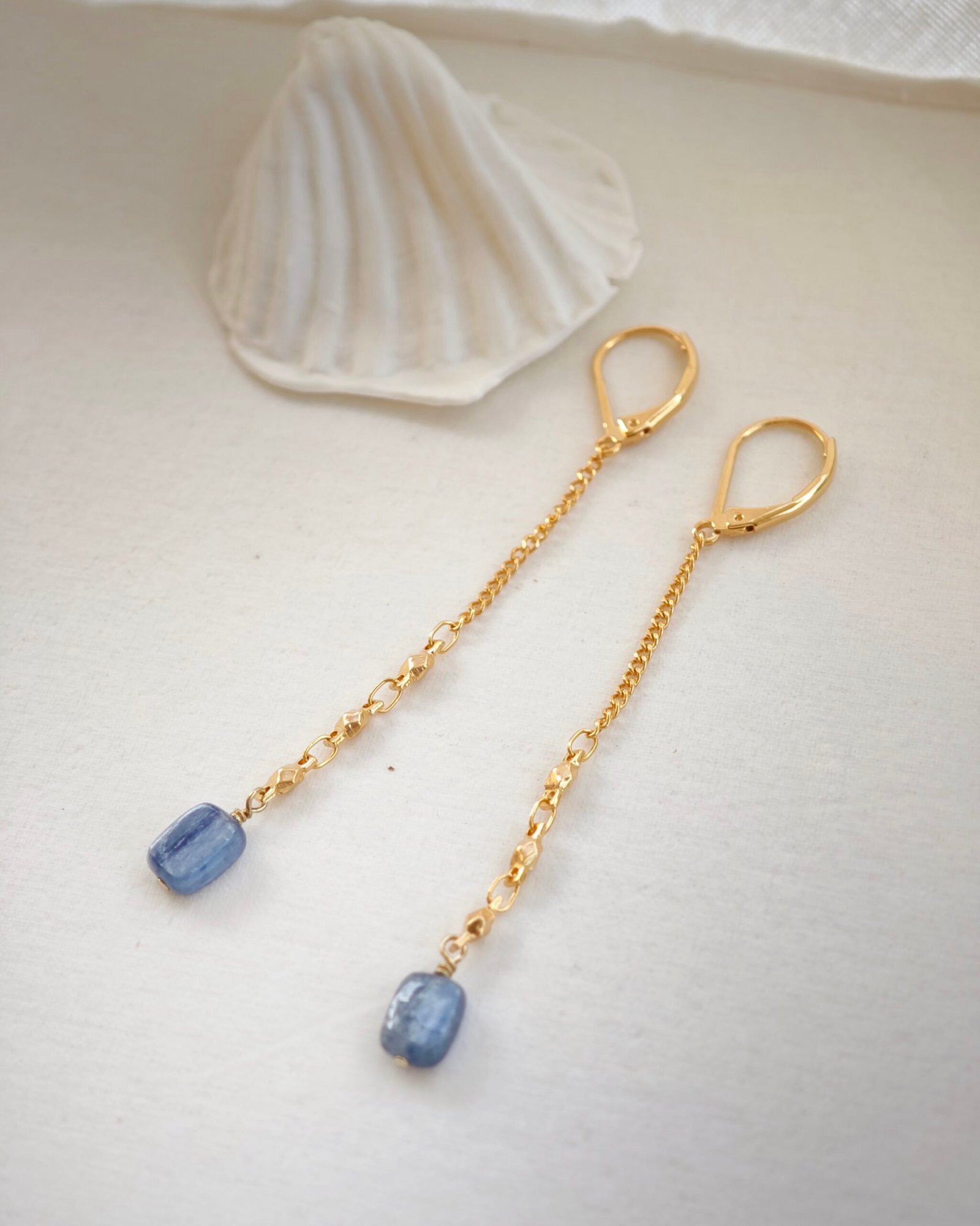 boucles d'oreilles lina kyanite boucles d'oreilles lina kyanite